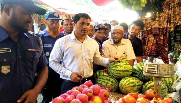 বিভিন্ন অপরাধে ফরিদগঞ্জে ৮ ব্যবসায়ীকে গুণতে হলো ৪২ হাজার টাকা জরিমানা