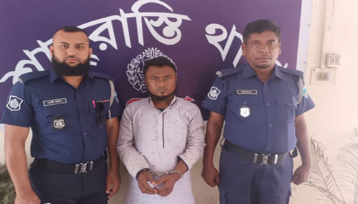 পানি পড়া আনতে গিয়ে কিশোরীকে ধর্ষণ, অভিযুক্ত সেই ইমাম পুলিশের হাতে আটক
