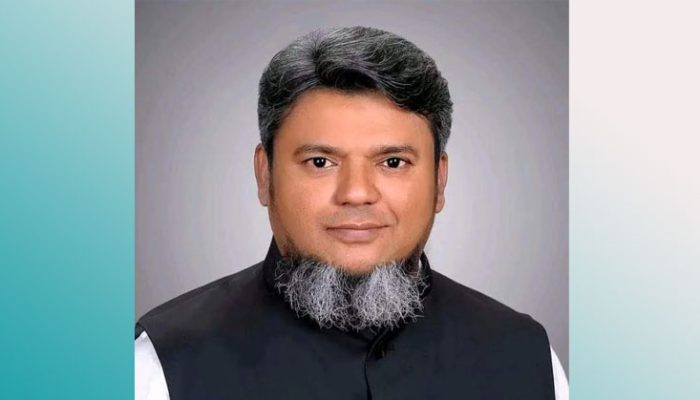 ফরিদগঞ্জের লতিফগঞ্জ ইসলামিয়া ফাজিল মাদ্রাসার সভাপতি খাজে আহমেদ