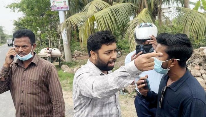 ‘আমার মন্ত্রী-সচিব আছে, এক্সেন গোনা লাগে না’