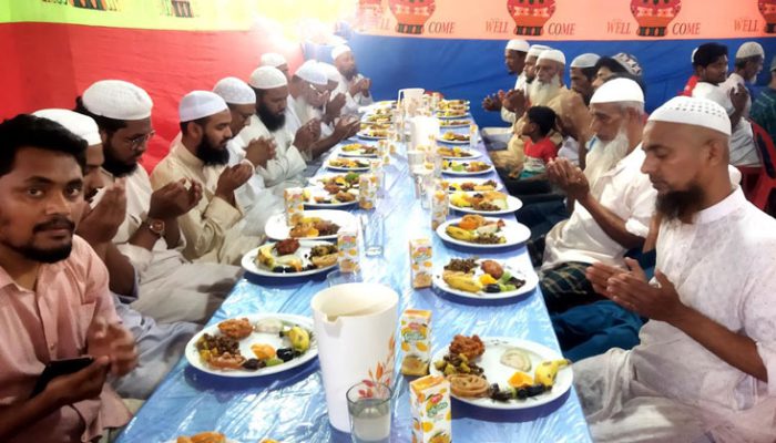 মহামায়ায় জাফর বিন মোহাম্মদ আল পাটওয়ারী ফাউন্ডেশন এর উদ্যোগে ইফতার মাহফিল