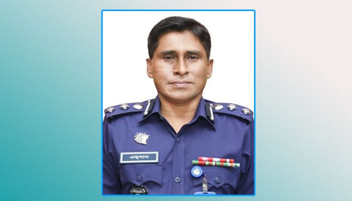 শুদ্ধাচার পুরস্কারে ভূষিত হলেন সুনামগঞ্জের পুলিশ সুপার
