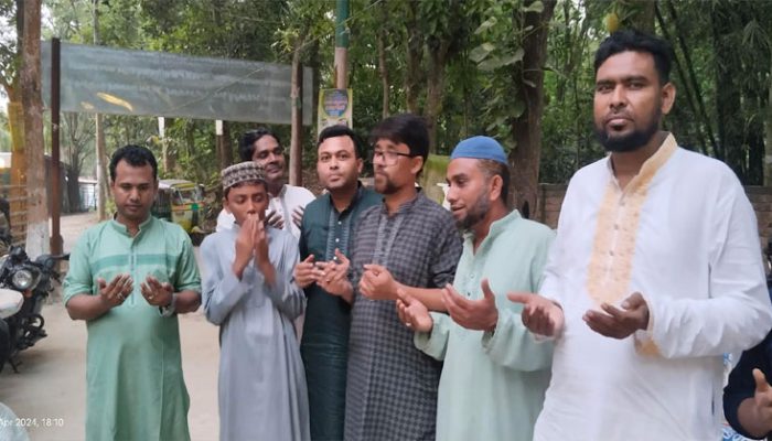 শাহরাস্তিতে সাবেক ও বর্তমান ছাত্রলীগ নেতাদের নিয়ে ইফতার ও মিলন মেলা