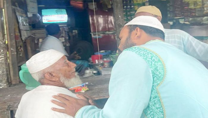 বাগাদী ইউনিয়নে চেয়ারম্যান প্রার্থী অ্যাড. হুমায়ুন কবির সুমনের শুভেচ্ছা বিনিময়