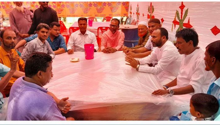 কুলখানিতে চেয়ারম্যান প্রার্থী অ্যাড. হুমায়ুন কবির সুমন