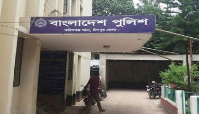 ফরিদগঞ্জে ১২ ঘন্টার ব্যবধানে দুই শি’শু ধ’র্ষ’ণ, গ্রেপ্তার ১