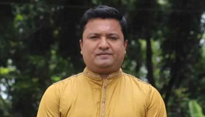 ফরিদগঞ্জে সাবেক ছাত্রলীগ সভাপতির উপর সন্ত্রাসী হামলা