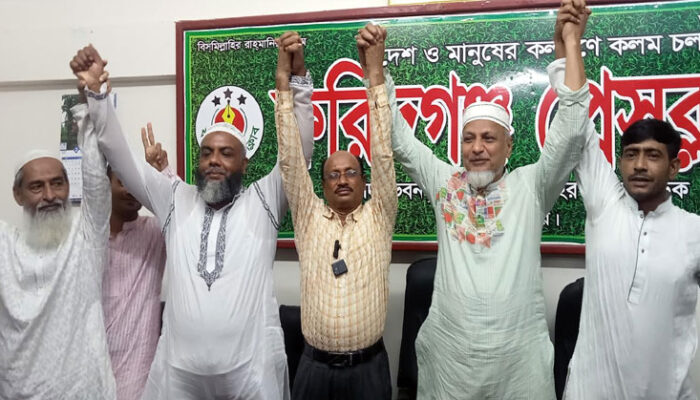 ফরিদগঞ্জে তিন প্রার্থীর মনোনয়ন প্রত্যাহার, এক প্রার্থীর পক্ষে ২ জনের সমর্থন