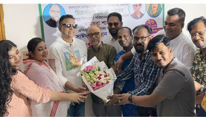 সুপার স্টার ডি এ তায়েব অফিসিয়াল ফ্যান ক্লাবের উদ্যোগে সংবর্ধনা