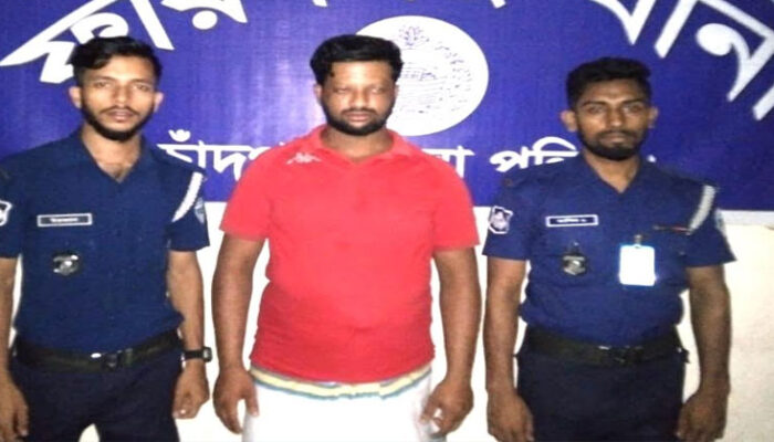মাদক মামলায় ফরিদগঞ্জের ইউপি সদস্য গ্রেফতার