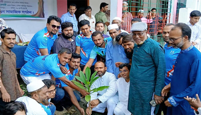 প্রাকৃতিক সৌন্দর্য্যের সবচেয়ে গুরুত্বপূর্ন উপাদান হচ্ছে বৃক্ষ : অ্যাড. হুমায়ুন কবির সুমন