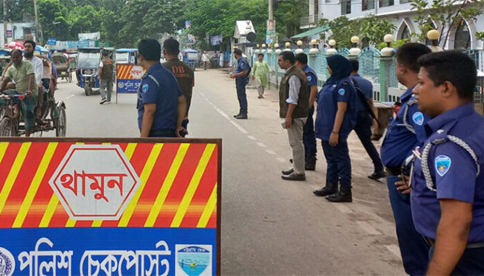 চাঁদপুরে সহিংসতার ৭ মামলায় এ পর্যন্ত গ্রেফতার ৭৪ জন