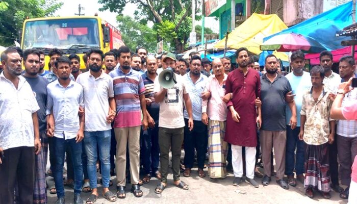 মহামায়ায় শান্তি শৃঙ্খলা বজায় রাখতে বিএনপি ও বাজার ব্যবসায়ীদের বিভিন্ন সিদ্ধান্ত গ্রহণ