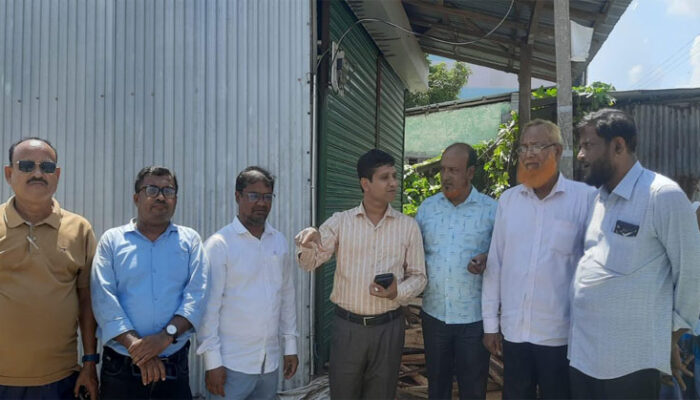 শাহরাস্তি পৌরসভার জলাবদ্ধতা ও পয়ঃনিষ্কাশন ব্যবস্থা পরিদর্শনে পৌর প্রশাসক