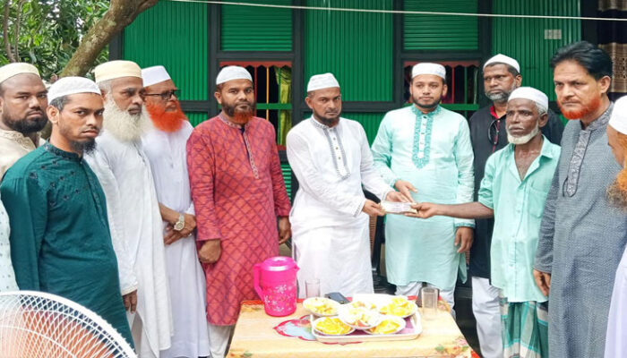 কচুয়ায় নিহত হাসানের পরিবারের পাশে দাঁড়িয়েছেন বাংলাদেশ জামায়াতে ইসলামী