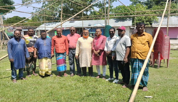 মতলব উত্তরে গজরা ইউনিয়নে বিএনপি’র জনসভার স্টেজ পরিদর্শনে নেতৃবৃন্দ