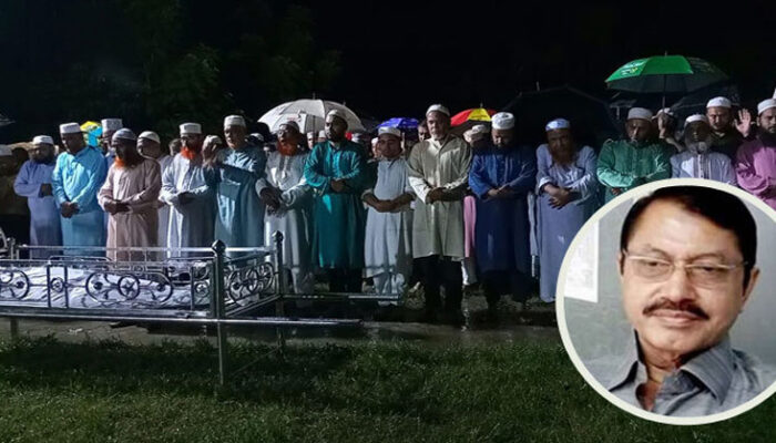 বাবা-মায়ের পাশে শায়িত হলেন সাংবাদিক রুহুল আমিন গাজী