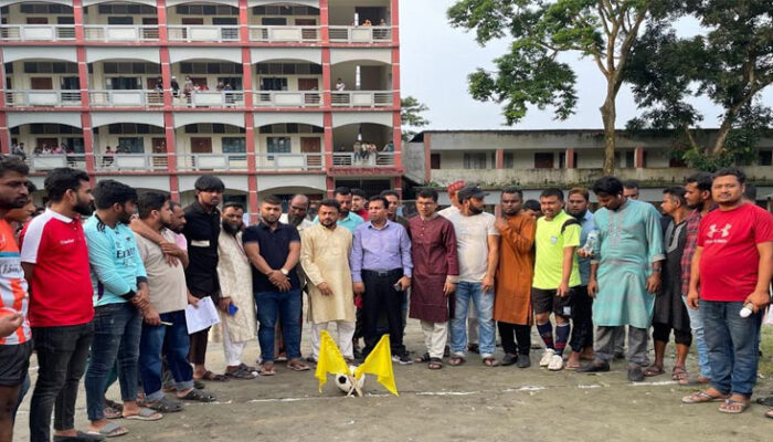 খিলাবাজার বন্ধু ক্লাব আয়োজিত ফুটবল টুর্নামেন্টের উদ্ভোধন