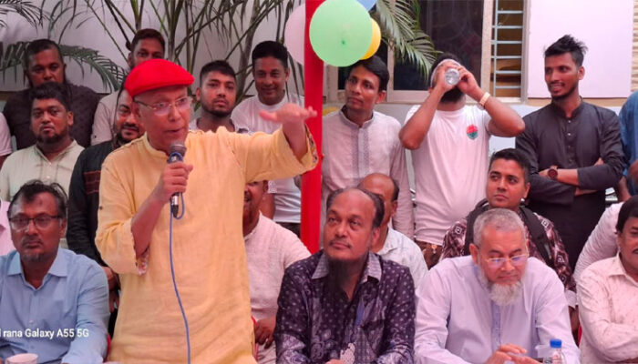 এদেশের মানুষ বিএনপিকে রাষ্ট্রীয় ক্ষমতায় দেখতে চায় : কবি আব্দুল হাই সিকদার