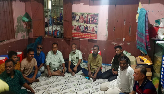 কালীবাড়ি মন্দির পরিদর্শনে পৌর বিএনপি’র সম্পাদক ফারুক হোসেন মিয়াজি 