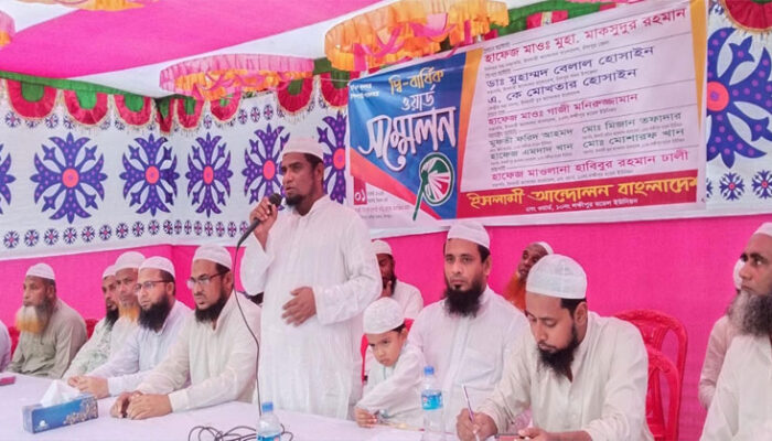 পলাতক হাসিনাসহ মাফিয়াগোষ্ঠী দেশ নিয়ে নতুন ষড়যন্ত্রে মেতে ওঠছে : মাও. মাকসুদুর রহমান