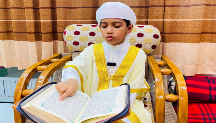 ৪৯ দিনে কোরআন হিফজ করলো শিশু হাবিব