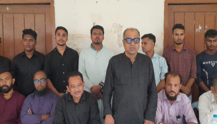 জাতীয় বিপ্লব ও সংহতি দিবস সফল করতে সাদুল্লাপুর ইউনিয়ন ছাত্রদলের প্রস্তুতি সভা