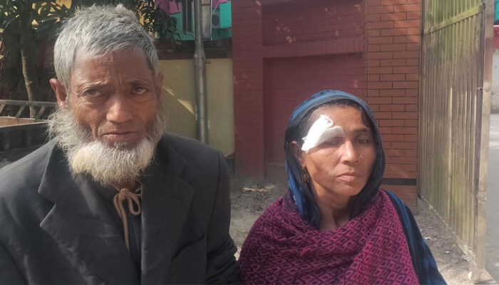 হাজীগঞ্জের দ্বাদশ ইউনিয়নে তুচ্ছ ঘটনাকে কেন্দ্র করে বৃদ্ধকে মারধর