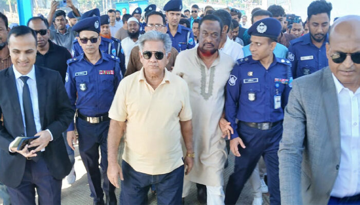 অনিয়ম পেলে ঠিকাদারি প্রতিষ্ঠানকে ব্লাক লিস্টে রাখা হবে : ব্রিগেডিয়ার সাখাওয়াত হোসেন