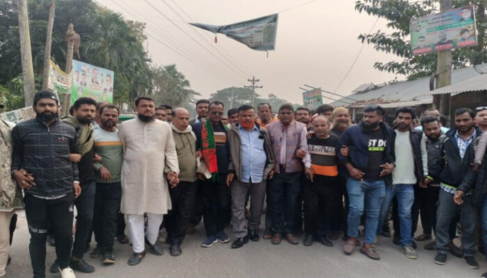 মতলব উত্তর উপজেলা শ্রমিক দলের কমিটিকে স্বাগত জানিয়ে আনন্দ মিছিল