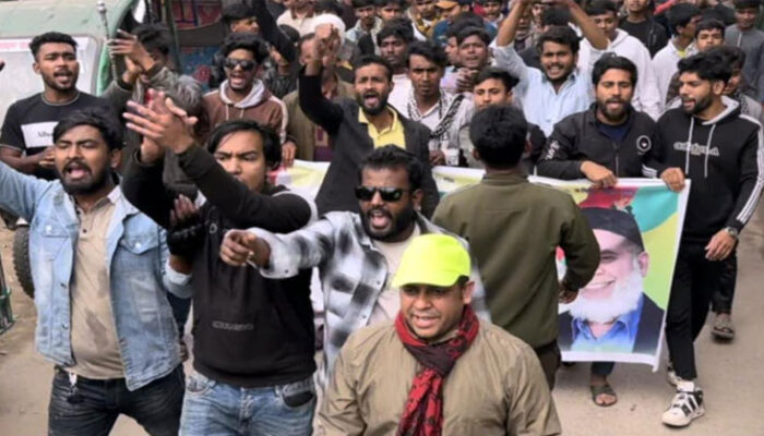 ছাত্রদলের সমাবেশে হাজারো নেতাকর্মী নিয়ে প্রিন্স মামুনের যোগদান