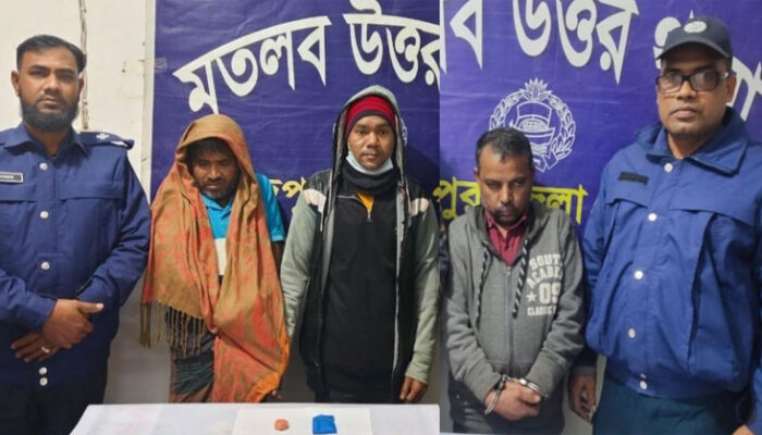 মতলব উত্তরে পৃথক অভিযানে ইয়াবা ট্যাবলেট’সহ গ্রেপ্তার ৩