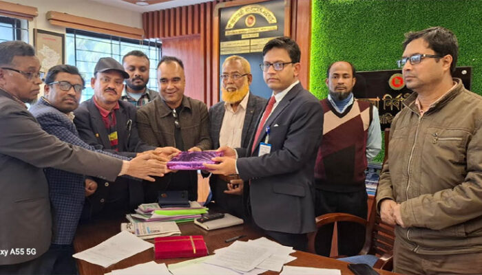 শাহরাস্তিতে ইউএনও’র বিদায়ী সংবর্ধনা, নবাগত এসিল্যান্ডকে বরণ প্রেসক্লাবের