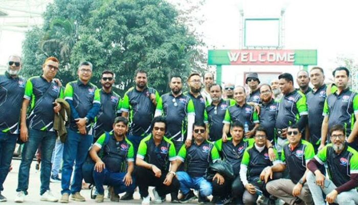 রুপালী চাঁদপুরের বন্ধুদের ড্রিম হলিডে পার্কে মিলন মেলা