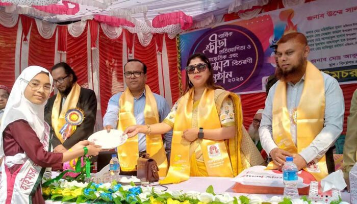 হাইমচর আইডিয়াল স্কুলের বার্ষিক ক্রীড়া প্রতিযোগিতা ও পুরস্কার বিতরণ অনুষ্ঠিত