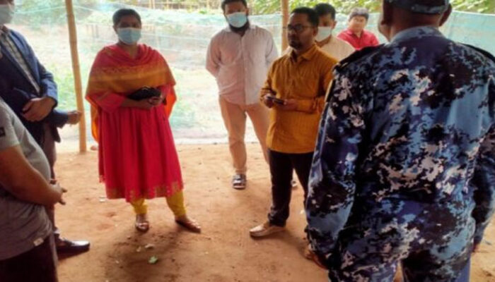 হাজীগঞ্জে ১৬০ কেজি পলিথিন জব্দ ও জরিমানা
