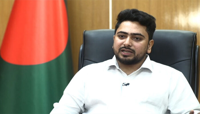 পদত্যাগ করছেন নাহিদ ইসলাম, নতুন দলের ঘোষণা আসছে