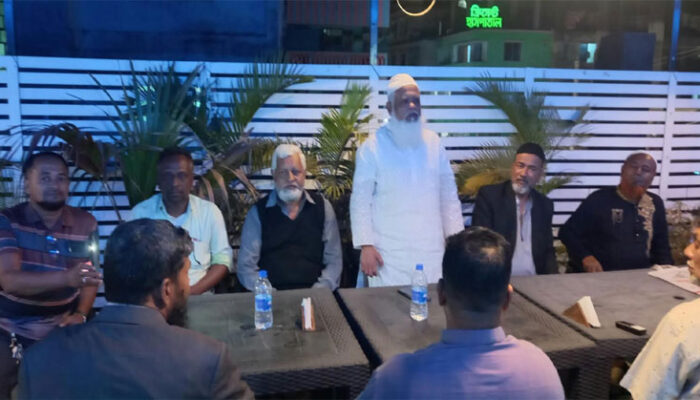 চাঁদপুর চট্টগ্রাম আন্তঃজেলা বাস মালিক সমিতির পরিচিতি সভা
