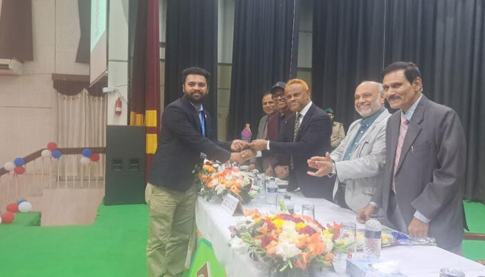 ৫টি সেরা পুরষ্কার নিয়ে আরটিসি ট্রেনিং শেষ করলেন চাঁদপুরের রোটার‍্যাক্ট অমরেশ দত্ত জয়