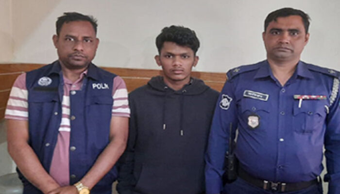 ফেসবুকে আল্লাহকে নিয়ে ক  টূক্তি করায় কচুয়ায় যুবক গ্রেপ্তার