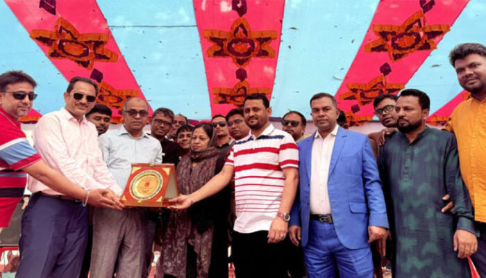 বর্ণাঢ্য আয়োজনে ‘হৃদয়ে মতলব’ বার্ষিক বনভোজন ও মিলন মেলা