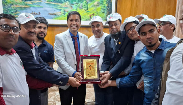স্বপ্ন দেখি শাহরাস্তি বিয়াম ল্যাবরেটরী স্কুলের ভবিষ্যৎ উন্নয়ন নিয়ে : ডিসি হাবিবুল্লাহ মারুফ