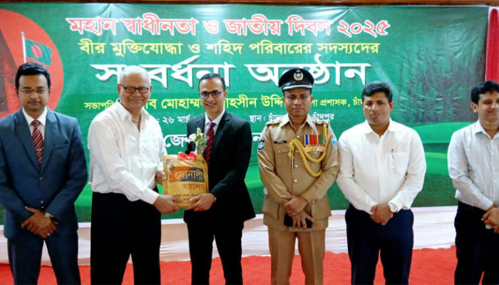 আমাদের সব সাফল্যের দাবিদার বীর মুক্তিযোদ্ধারা : জেলা প্রশাসক