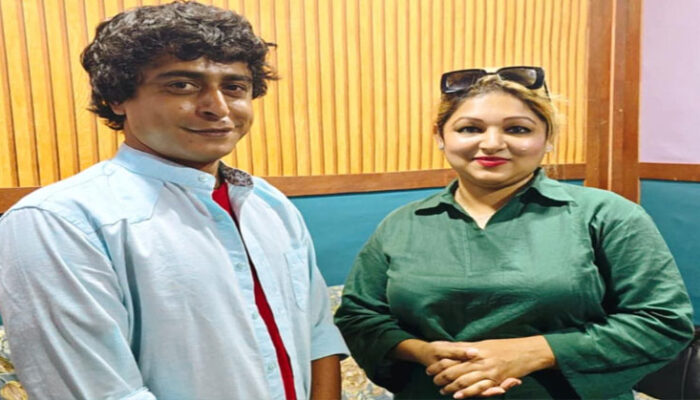 মুরাদ নূরের সুরে খালেদা জিয়াকে নিয়ে গাইলেন দিঠি আনোয়ার