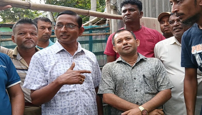 ফরিদগঞ্জে বিএনপিকে চাঁদাবাজ আখ্যায়িত করায় প্রতিবাদ
