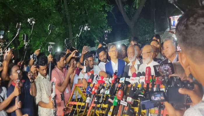 খলিলুর রহমান ও দুই ছাত্র উপদেষ্টার পদত্যাগ চাইলো বিএনপি