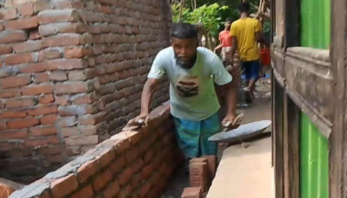 চাঁদপুরের মতলবে জোড়পূর্বক ভূমি দখলের চেষ্টার অভিযোগ