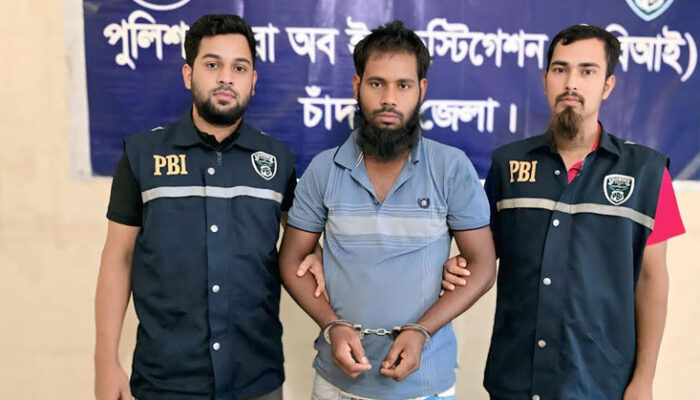 ফরিদগঞ্জে ৭ বছর পর ধরা হায়াতের নেছা হত্যার মূল আসামি