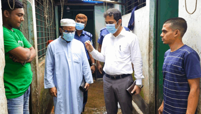 রাতে জবাই হতো অসুস্থ ছাগল-ভেড়া, দিনে বিক্রি হতো রেস্টুরেন্টে