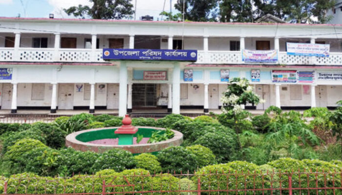 ফরিদগঞ্জে এসএসসি ও সমমানে ১২৬ শিক্ষার্থীর জিপিএ-৫